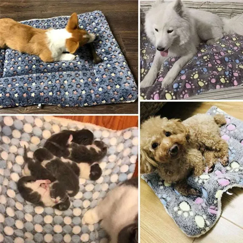 Flannel Pet Sleeping Mat – Cozy Dog Bed and Cat Cushion for All Sizes