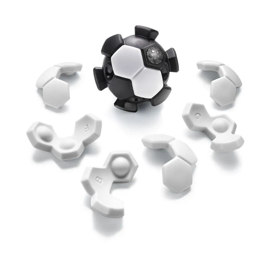 Smart Games - Plug & Play Ball Puzzle Game