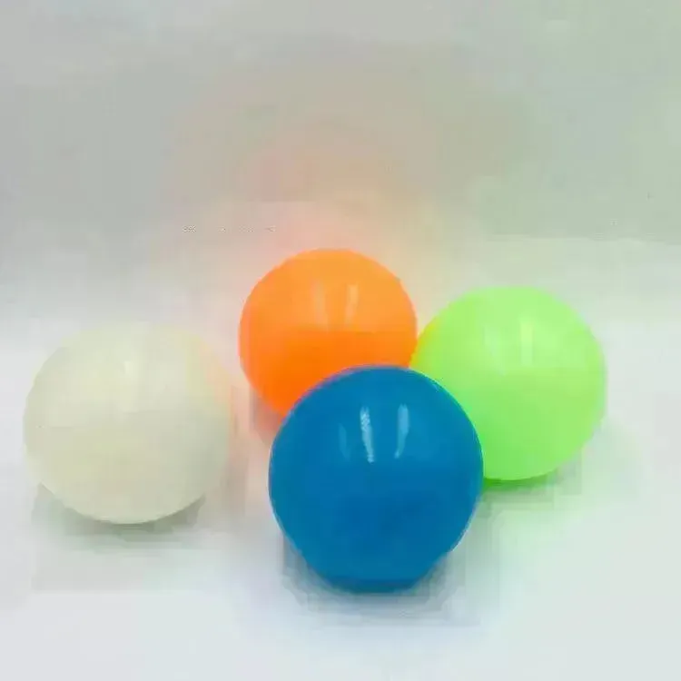 Sticky Wall Ball Decompression Ceiling  Sticky Target Ball Squeeze Vent Ball